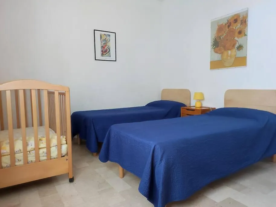 Quadrilocale Nuovissimo Con Parcheggio Privato /Four-Room, Super New, With Parking Celle Ligure