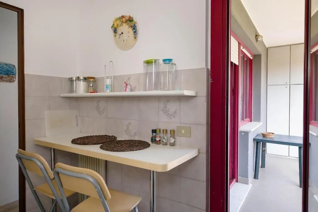 Quadrilocale Nuovissimo Con Parcheggio Privato /Four-Room, Super New, With Parking Celle Ligure